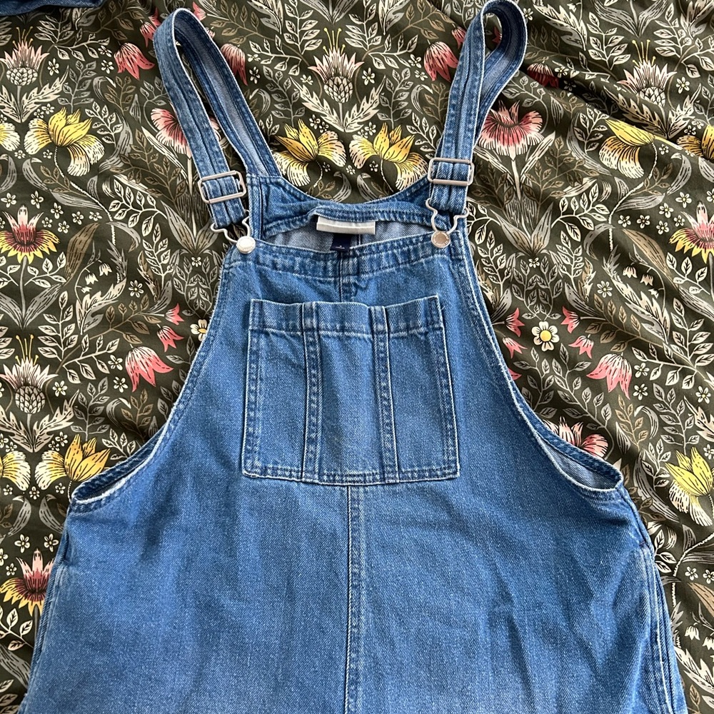Universals thread overalls